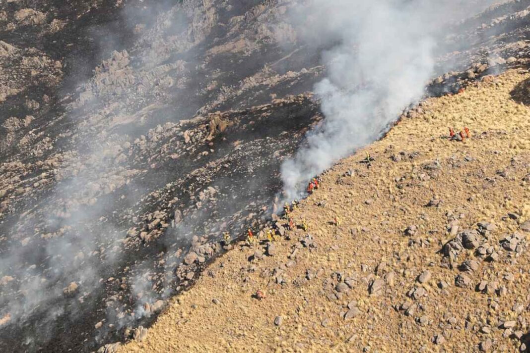 tres-detenidos-por-incendiar-un-cerro