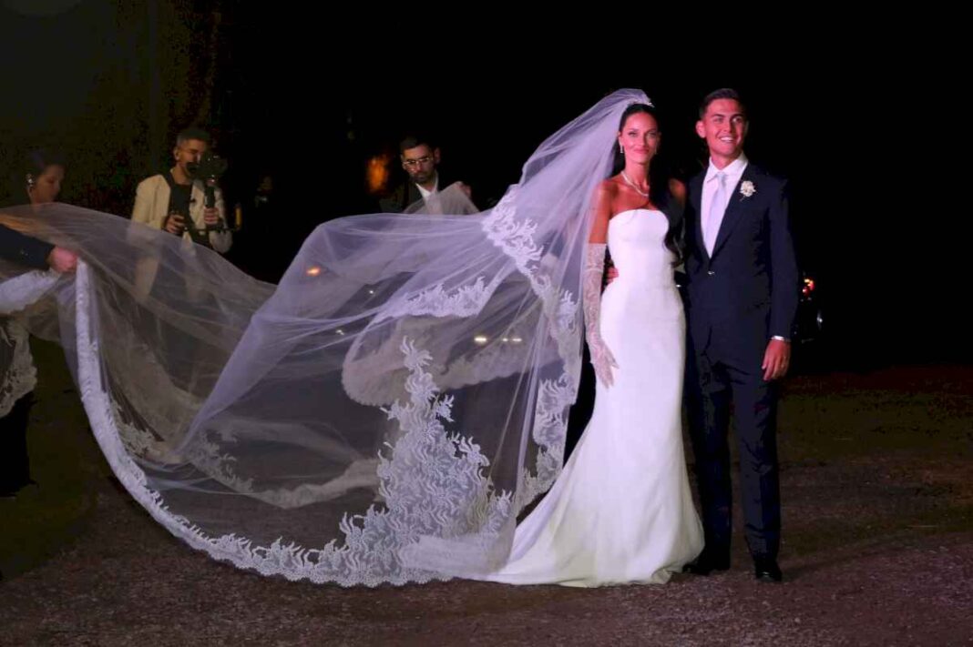 la-boda-del-ano.-el-impactante-vestido-de-novia-con-el-que-oriana-sabatini-se-caso-con-paulo-dybala