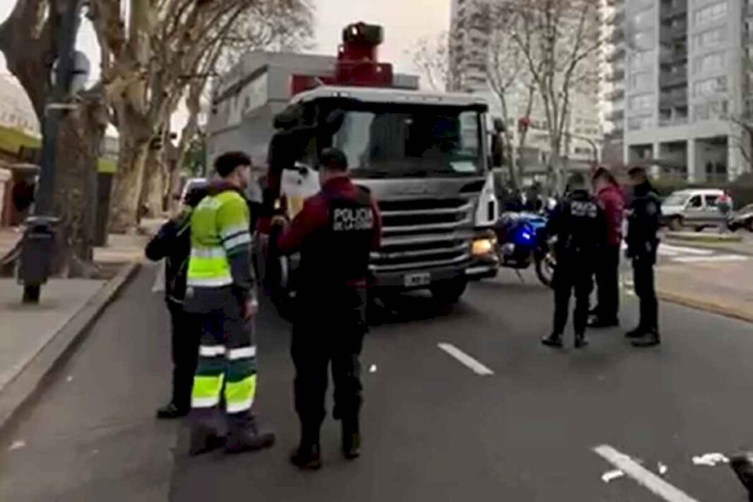 palermo:-un-camion-de-basura-atropello-a-una-joven-de-25-anos