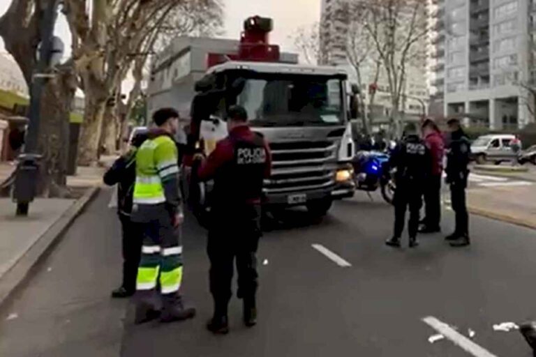 palermo:-un-camion-de-basura-atropello-a-una-joven-de-25-anos