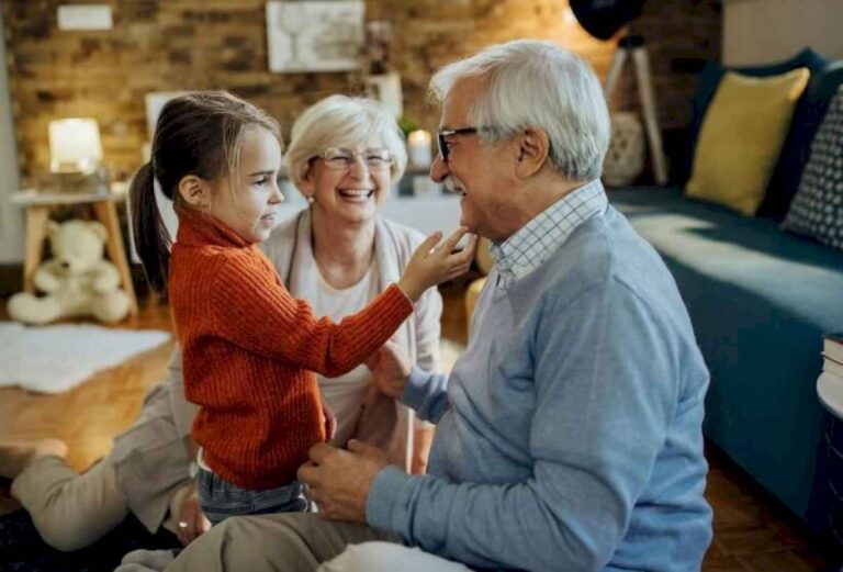 dia-del-abuelo-en-argentina:-por-que-se-celebra-el-26-de-julio?