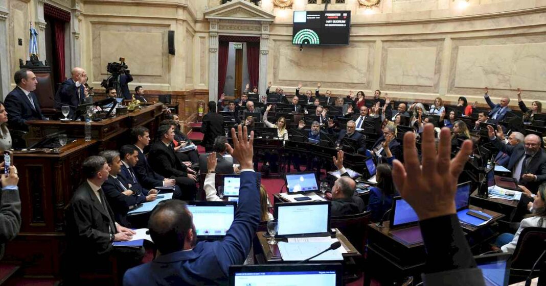 senado:-el-oficialismo-va-por-un-triunfo-clave,-pero-la-oposicion-busca-darle-a-milei-una-doble-derrota