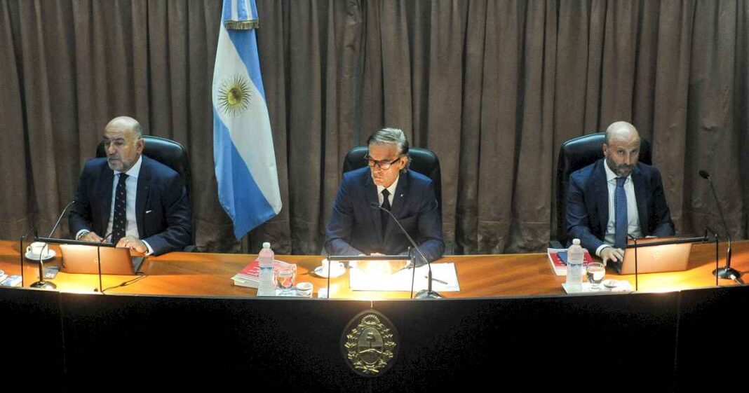 rechazan-una-maniobra-de-cristina-kirchner-para-retrasar-el-caso-vialidad,-y-la-casacion-ya-puede-resolver-sobre-la-sentencia-a-la-expresidenta