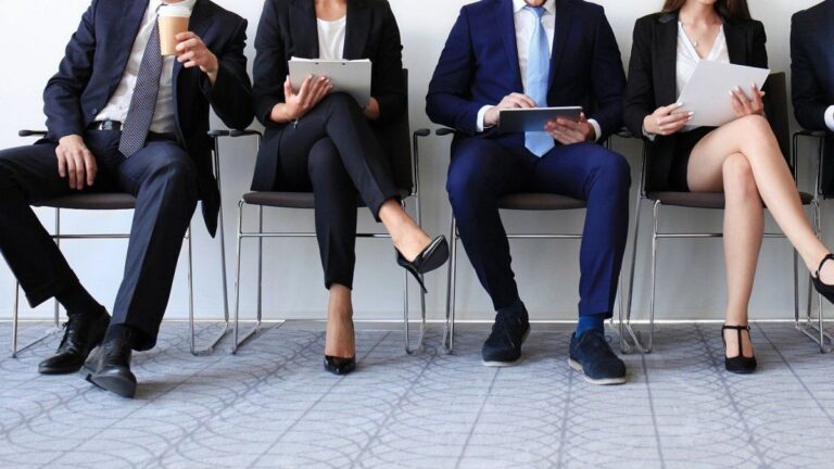 Cuáles son los diez empleos que serán más demandados en el primer semestre de 2025