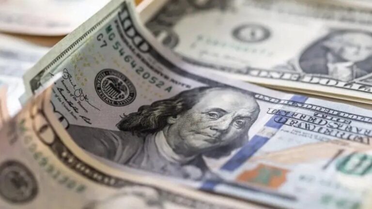 Dólar blue hoy minuto a minuto: a cuánto está este miércoles 12 de febrero