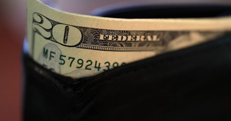 Dólar MEP hoy: a cuánto cotiza este viernes 14 de febrero