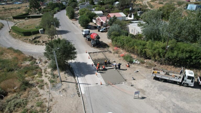 El municipio de Comodoro avanza en obras de accesibilidad a centros de salud y escuelas
