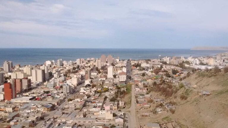 Viernes con temperaturas agradables y cielo parcialmente nublado
