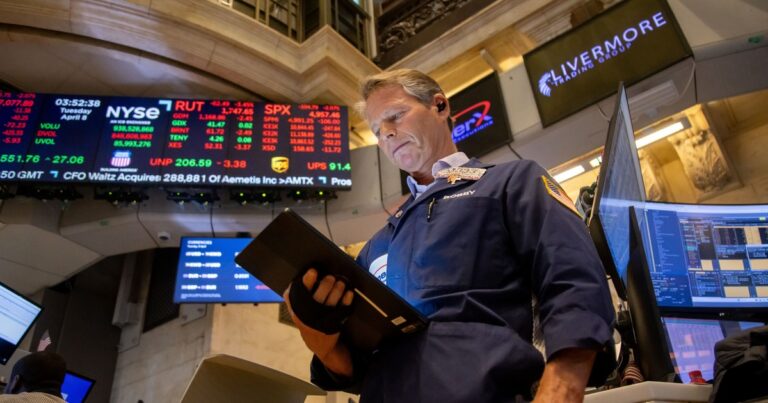 Rebotan las acciones y los bonos argentinos tras el freno a los aranceles que anunció Trump