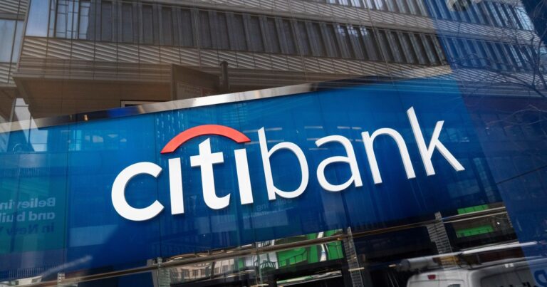 Citi: El dólar tendrá algún ajuste, pero es improbable que sea antes de las elecciones