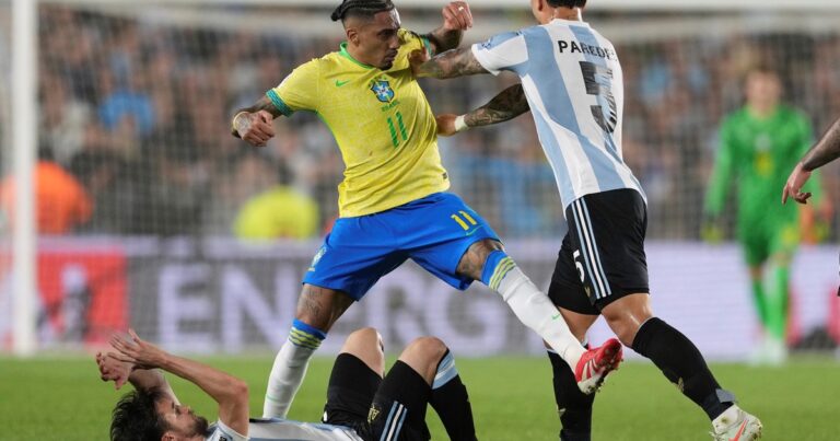 Paredes y cómo reaccionaron cuando escucharon a Raphinha