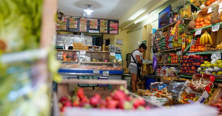 Canasta básica: una familia necesitó más de $1.100.000 para no ser pobre en marzo de 2025