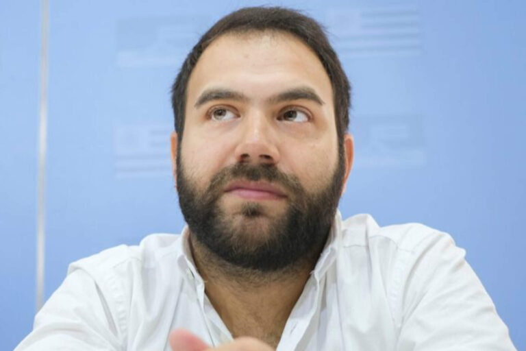 Gonzalo Civila le redujo la jornada laboral a los ñoquis del MIDES