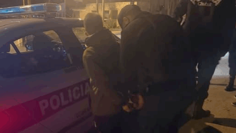 Detienen en la calle Alsina a un prófugo de Madryn