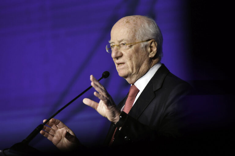 Rocca se quejó por el bajo nivel educativo