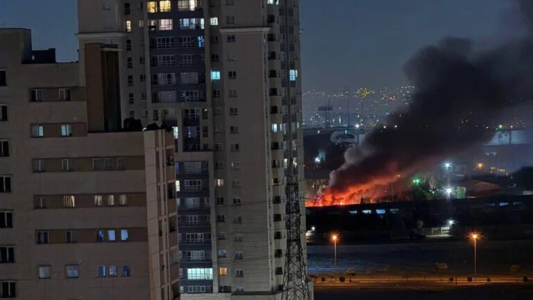 Ataque israelí contra edificio residencial en Teherán deja medio centenar de muertos