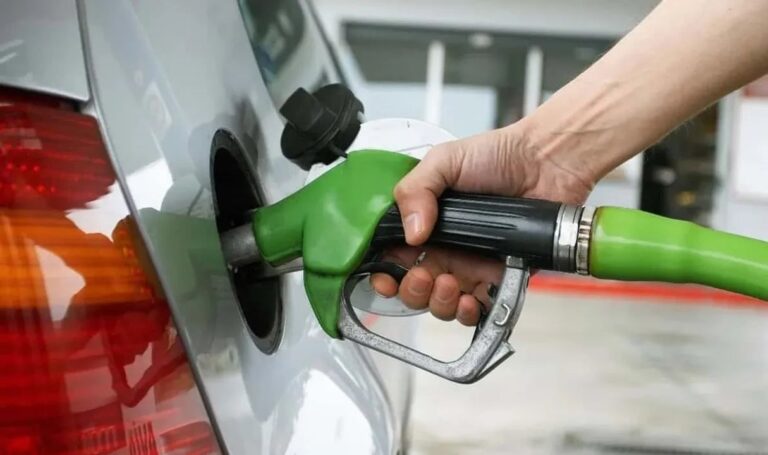 YPF inicia una prueba piloto para precios diferenciados en la madrugada: en qué lugares?