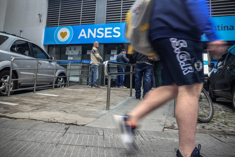 Cuándo cobro ANSES? Jubilados, AUH y los demás pagos este jueves 26 de junio