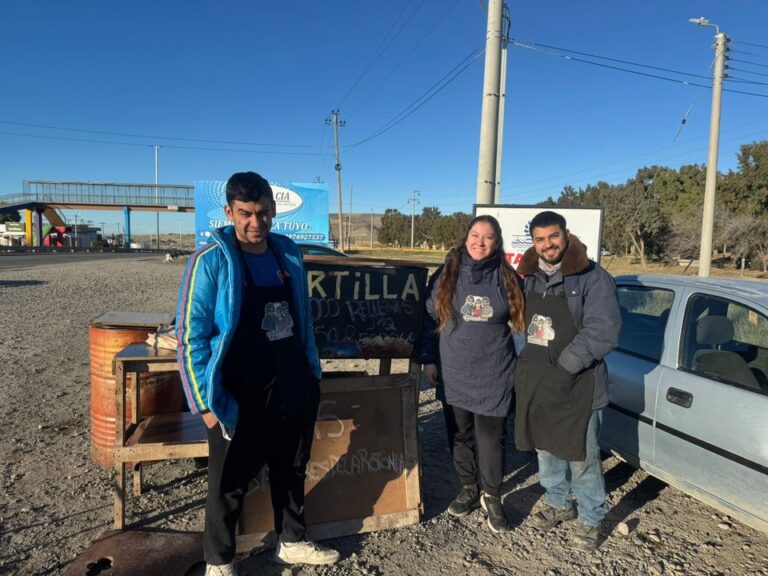 «Sabores de la Rotonda»: Quiénes están detrás de las tortillas rellenas que son furor en Comodoro?