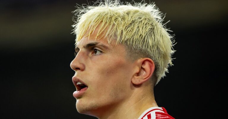 Garnacho quedó fuera de la pretemporada de Manchester United en Estados Unidos