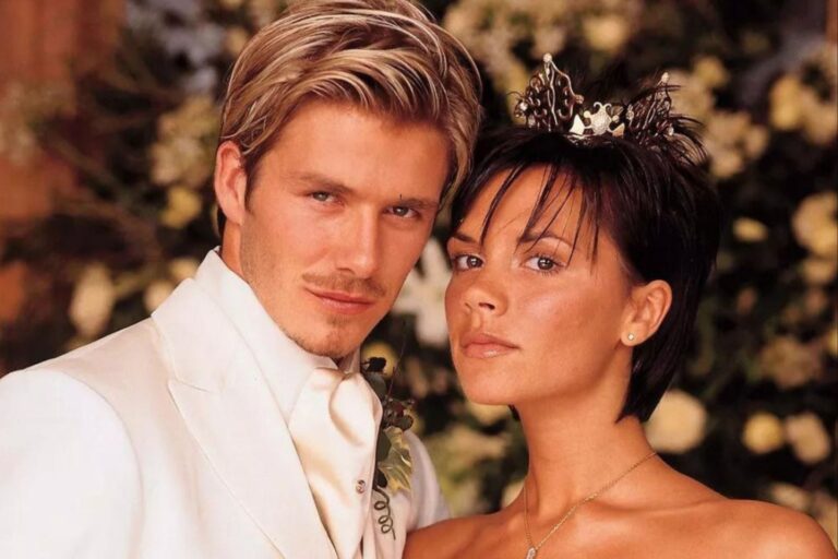 A 26 años de la boda de David y Victoria Beckham: un castillo irlandés, tronos dorados y looks en composé