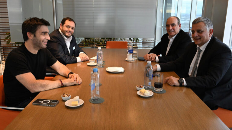 Chubut busca proteger las acciones de YPF