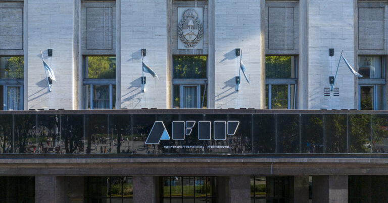 La recaudación repuntó 4,5% en julio, descontando la inflación