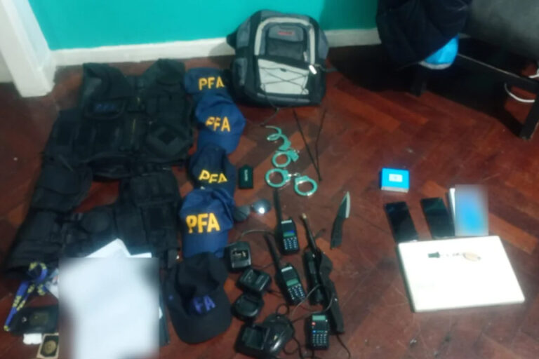 El arsenal de los falsos policías en Monserrat