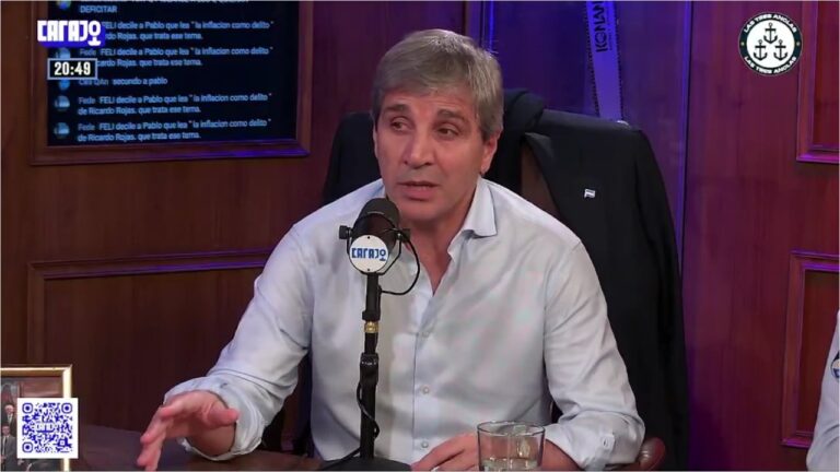 Luis Caputo se rió del uso de la palabra discapacitados de forma despectiva y generó repudio