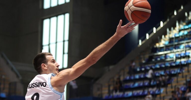Con la mano salvadora de Brussino, Argentina le ganó sobre la bocina a Colombia en la AmeriCup
