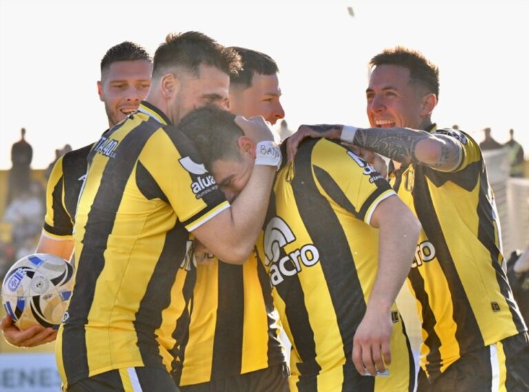 Madryn ganó con un golazo inolvidable y se ilusiona cada vez más con la Primera