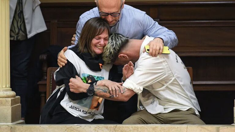 El Senado sancionó la «Ley Nicolás»: qué representa para el paciente médico y por qué lleva ese nombre