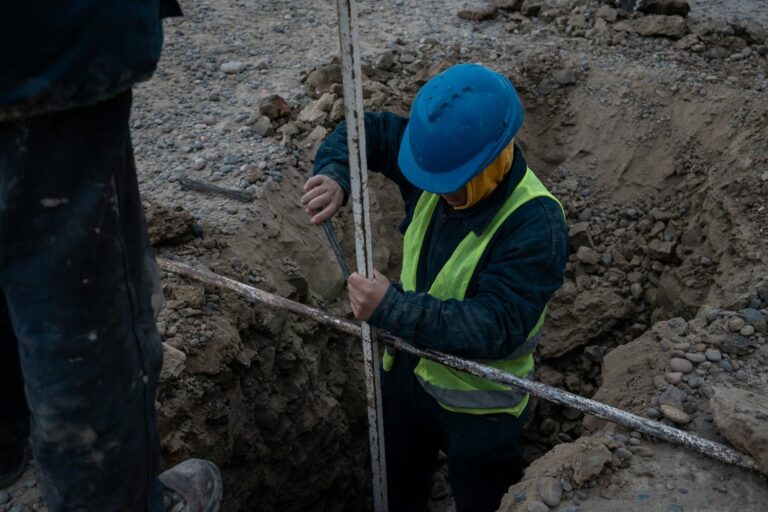 Más de 2.000 familias de Comodoro acceden a la red cloacal tras una obra clave de la SCPL
