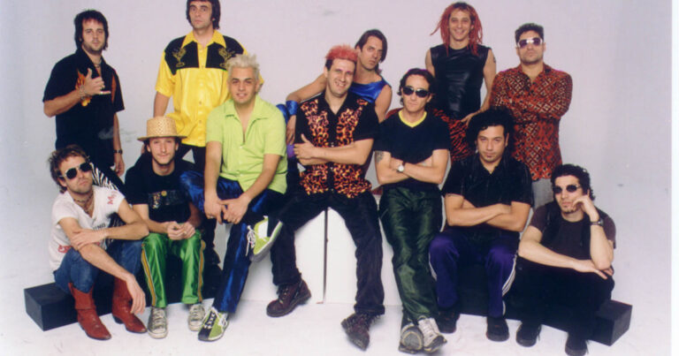 Las anécdotas más locas de Los Autenticos Decadentes y el disco que les cambió la carrera