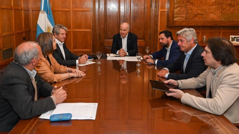 El Gobierno recibió a la Mesa de Enlace: enojo por retenciones, situación del INTA e inicio de dragado del Salado