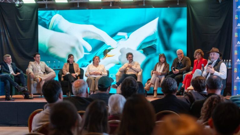 La salud pública y privada fortalecen su cooperación