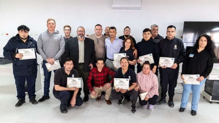 Personal de seguridad se capacitó en comunicación no verbal y gestualidad