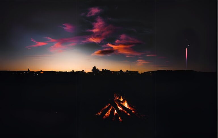 Rada Tilly revive la tradicional fogata de fin de año en la playa: comunidad, deseos y encuentro este sábado