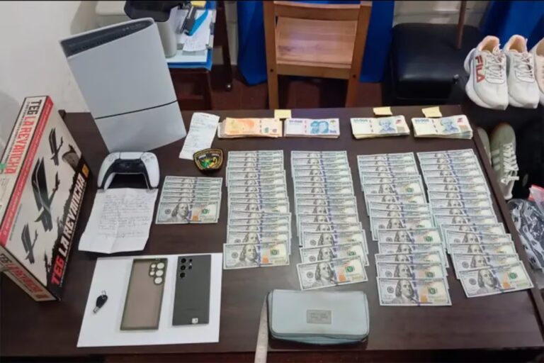 Empleada doméstica copió una llave, entró a la casa y vació la caja fuerte de sus jefes que estaban de viaje