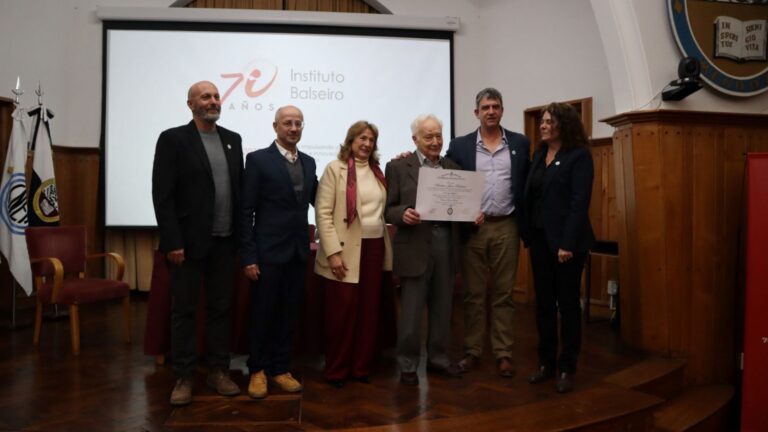 El Balseiro celebró su legado con ciencia, arte y homenajes
