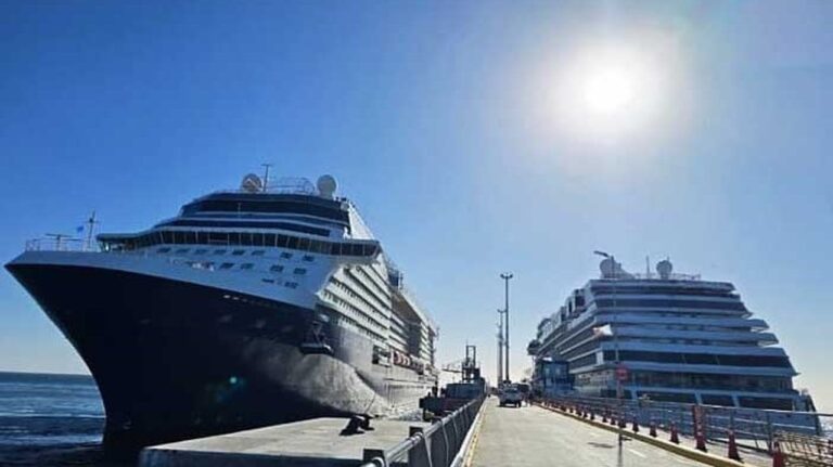 Puerto Madryn cierra el año con la llegada de los cruceros Seven Seas Splendor y Celebrity Equinox