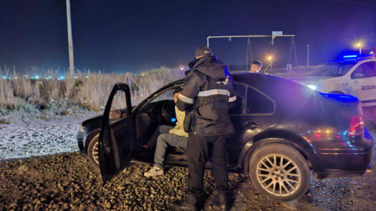 Conducía ebrio e intentó evadir un control en Rada Tilly