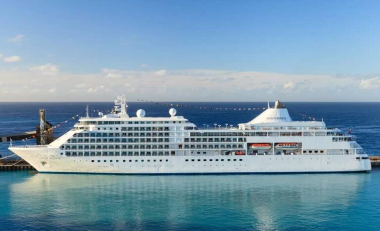 El lujoso crucero Silver Whisper amarró en Puerto Madryn con más de 300 pasajeros