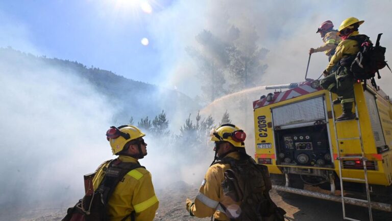 Evacuan Coihue y La Angostura en Epuyén
