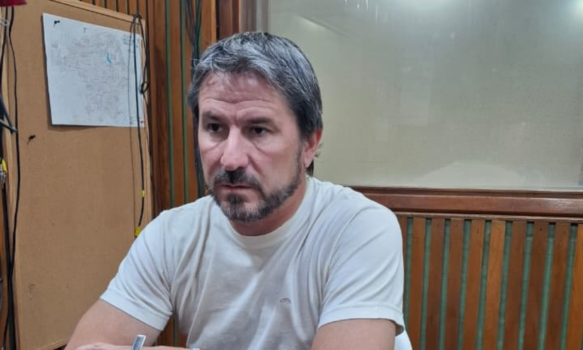 El intendente de Trelew escrachó a los que aprovecharon la rotura cloacal para hacer politiquería