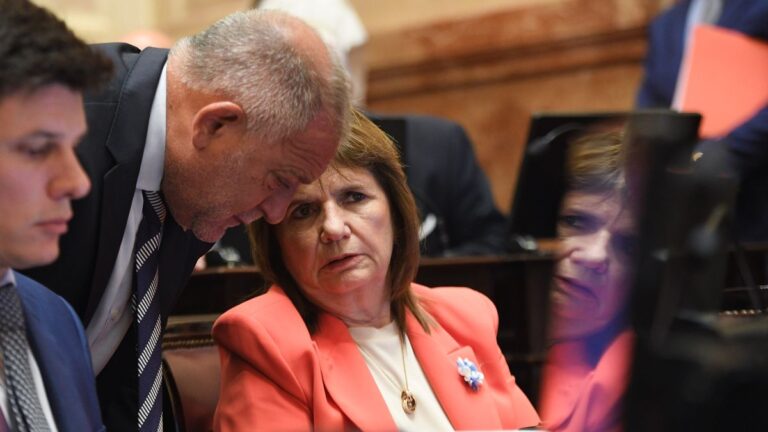 Reforma laboral: tras la polémica, las licencias por enfermedades graves se pagarán al 100%