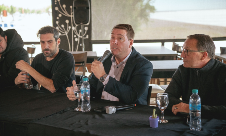 Rawson presentó el Primer Hackatón para estudiantes secundarios de la ciudad